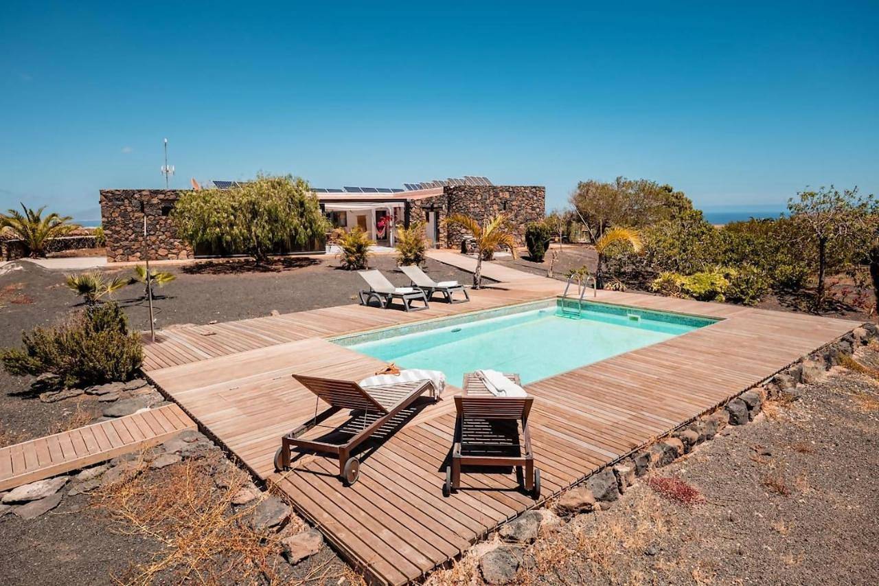 Three-Bedroom Villa in Villaverde, La Oliva