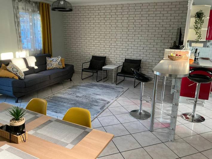 Location de vacances pour 5 personnes, avec jardin à Saint-Fons - 3