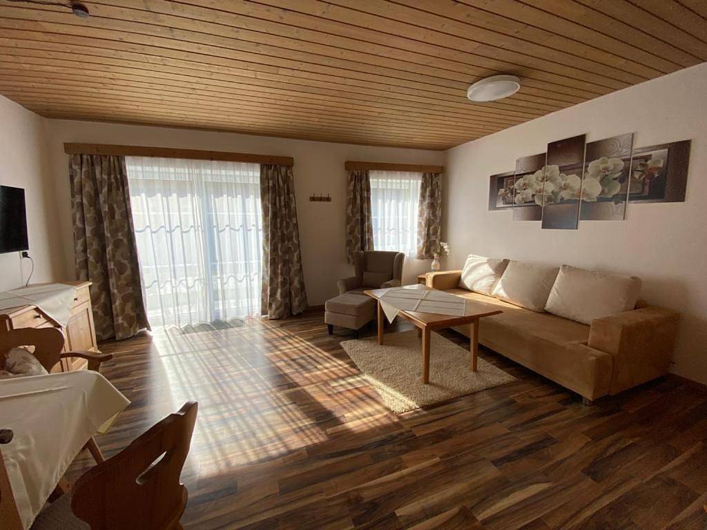 One-Bedroom Apartment in Fuschl am See, Bezirk Salzburg-Umgebung