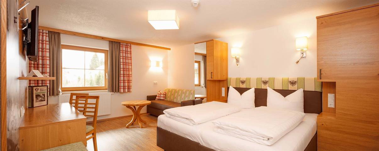 Komfortzimmer ohne Balkon (max. 4 Personen) in Hinterhornbach, Allgäuer Alpen (Österreich)