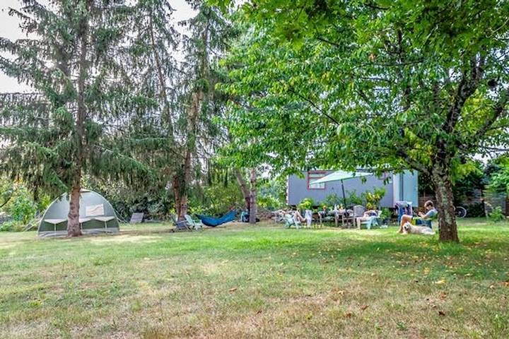 Mobil home pour 4 personnes, avec Piscine à Sainte-Nathalène
