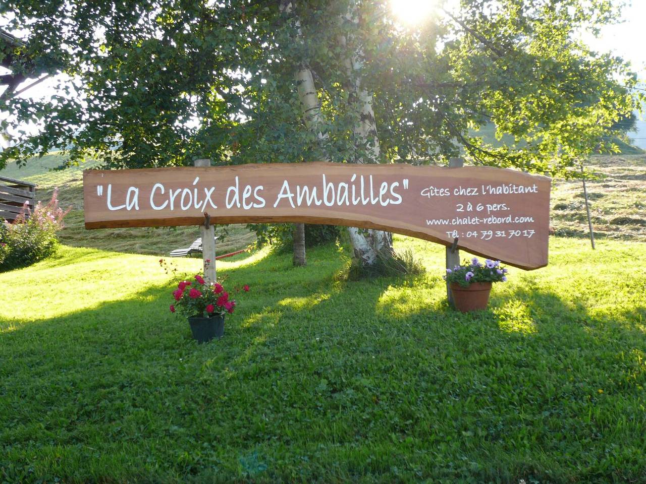 Ganzes Studio, Einzimmerapartment '2 - L'Edelweiss' mit Bergblick, Gemeinschaftsgarten und Wi-Fi in Cohennoz, Albertville und Umgebung