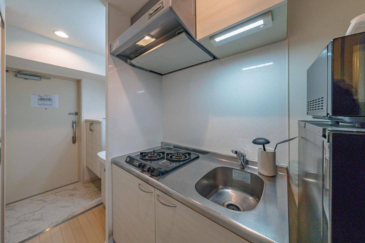Entire apartment, アドバンス難波ウィンズ in Osaka, Osaka Prefecture