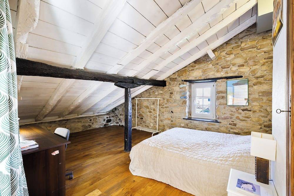 Big traditional basque villa with  enclosed garden in Ascain, Bayonne region