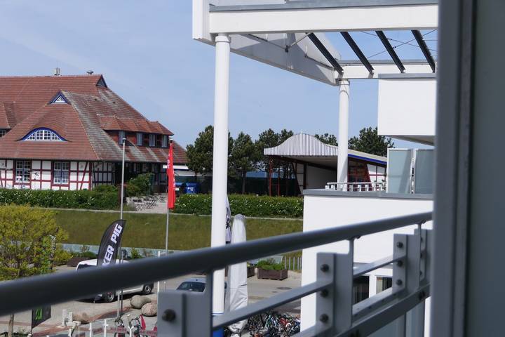 Ferienwohnung für 5 Personen, mit Balkon in Zingst