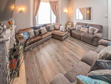 Holiday Rental for 10 People in Blackpool, North West England, Photo 2