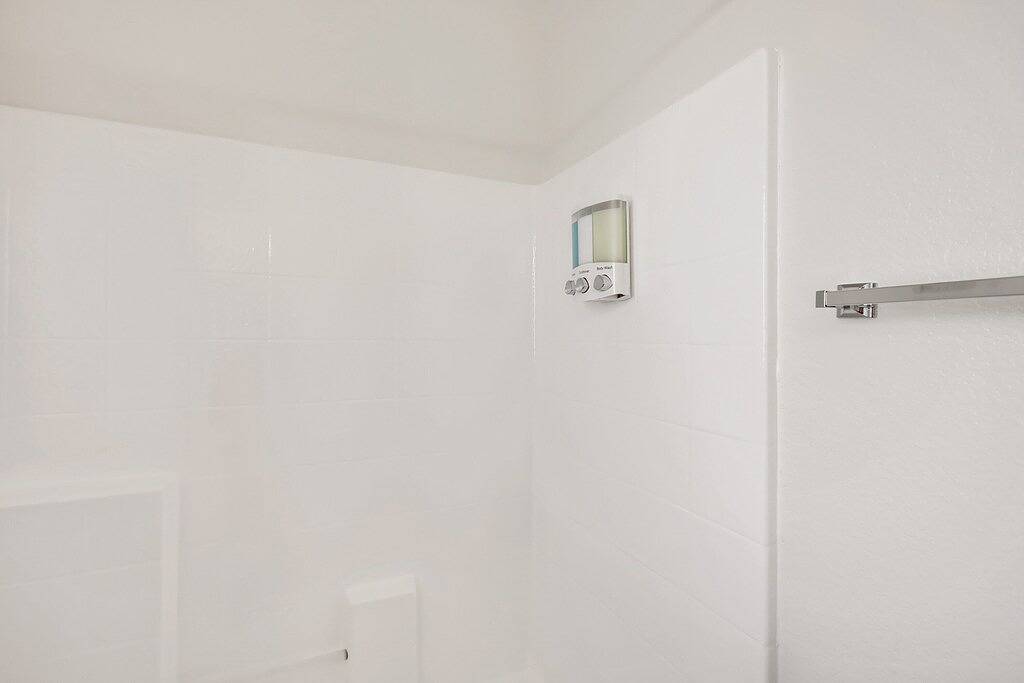 The Best House With A Heated Pool, Spa, and Safe, Sleeps 6 Comfortably in North Las Vegas, Nevada