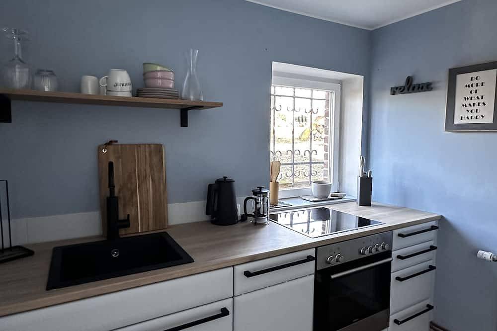 Ganze Wohnung, Mitten im Naturschutzgebiet direkt an der Elbe. Hübsche moderne Ferienwohnung in Dömitz, Ludwigslust-Parchim