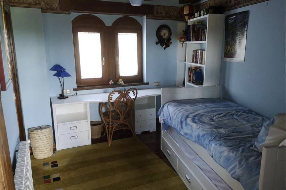 Lovely villa in Muelas de los Caballeros, Zamora Provinz