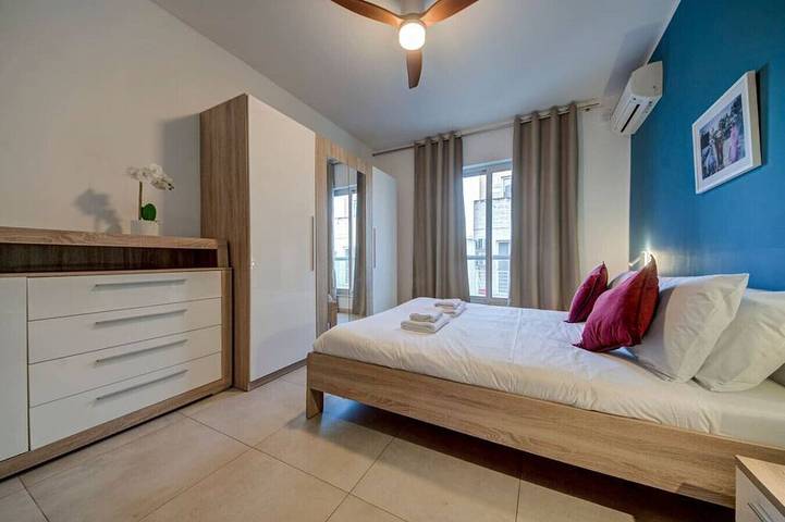 Apartamento inteiro, Ortigia 7 / Central / 5 mins to the Sea in San Giljan, Ilha de Malta