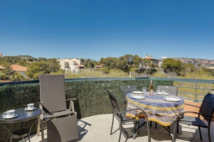 Gîte pour 4 personnes, avec balcon/terrasse et terrasse dans Gare Du Dramont