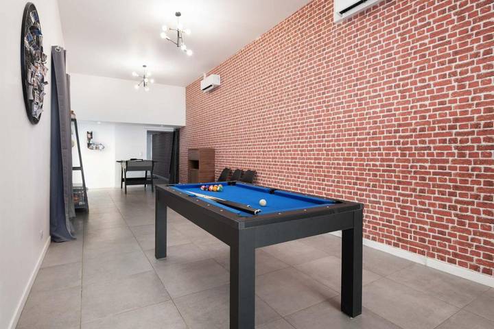 Chalet para 15 personas, con sauna además de jacuzzi y jardín, Se admiten mascotas - 1