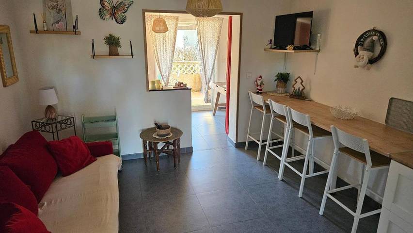 Gîte pour 4 personnes, avec jardin ainsi que piscine et vue à Quissac - 4