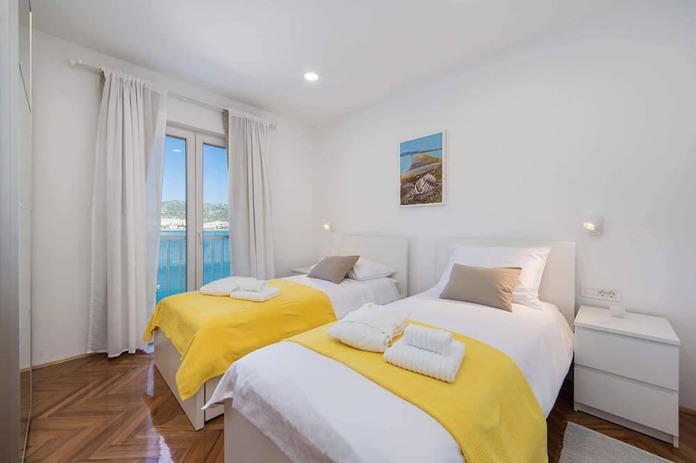 Ganze Wohnung, Apartments Ema-Two Bedroom Apartment with Sea View ( Perla ) in Rogotin, Dubrovnik-Neretva