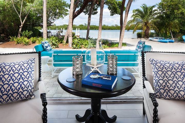 Vacation rental for 30 people, with yard and hot tub in Captiva Island