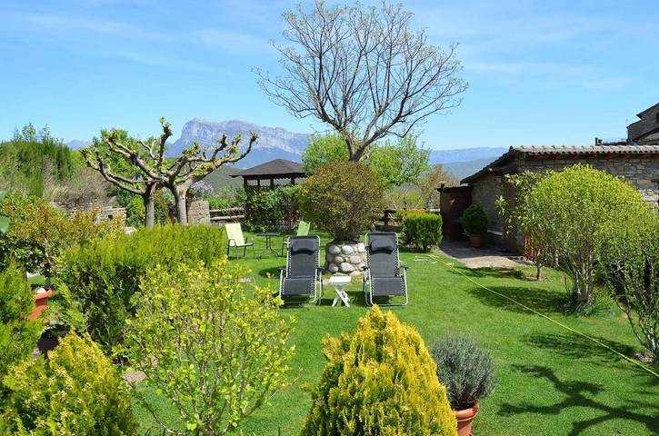 Casa rural para 2 personas, con jardín además de vistas y terraza en Aragón - 2