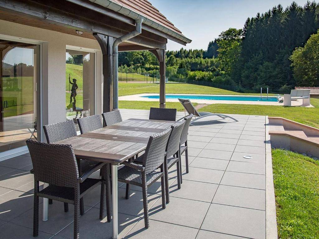 Villa Le Chant des Sapins - Tennis, Pool, Golf in Le Saulcy, Sankt Didel