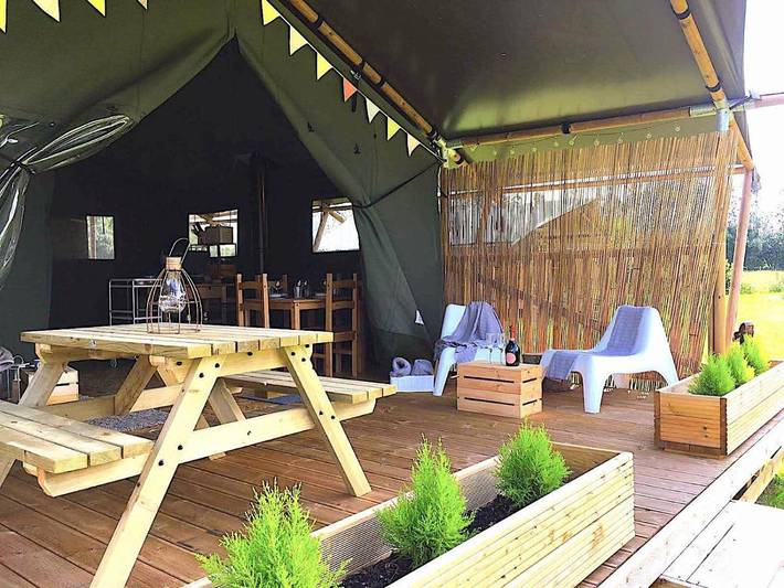 Bungalow for 4 people, with view and terrace as well as garden in Suffolk