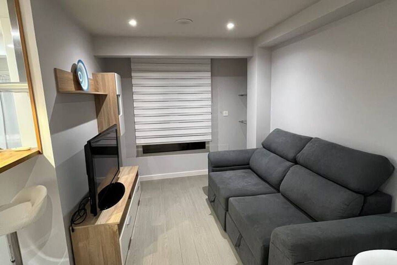 Apartamento entero, Acogedor apartamento de 1 dormitorio a 900 m de la playa de Poniente in Distrito Centro (Gijón), Gijón