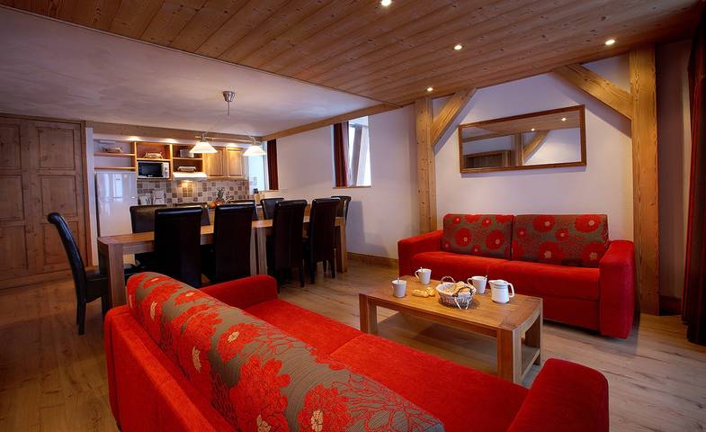 Gîte pour 10 personnes, avec sauna ainsi que balcon et piscine dans Les Arcs - 2