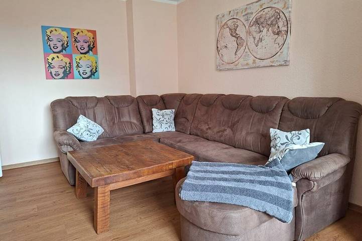Ferienwohnung für 3 Personen, mit Terrasse und Garten in Völschow