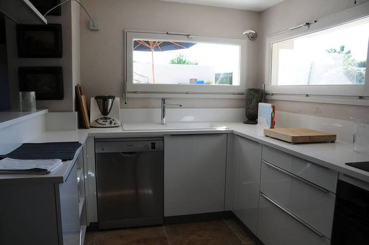 Gîte pour 4 personnes, avec jardin ainsi que terrasse et piscine à Forcalquier - 4