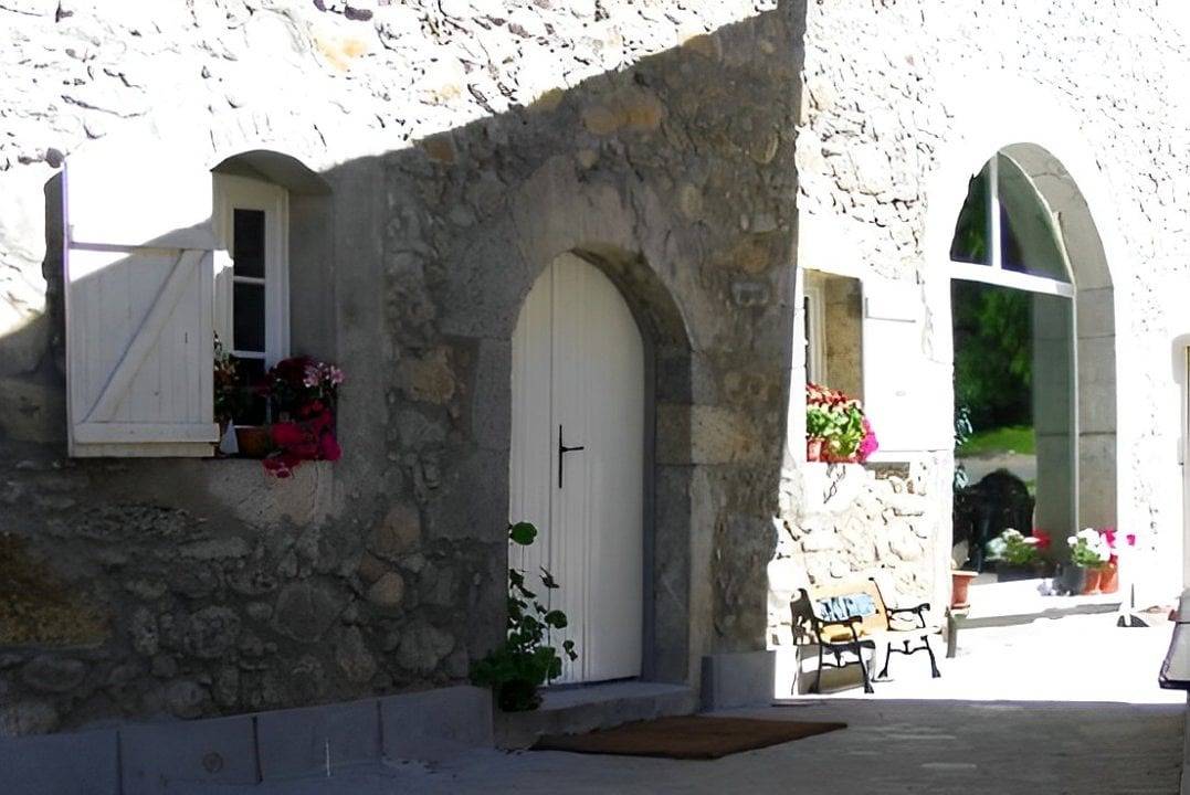 L'Epicurien - Chambre La Source in Chavanod, Région d'Annecy