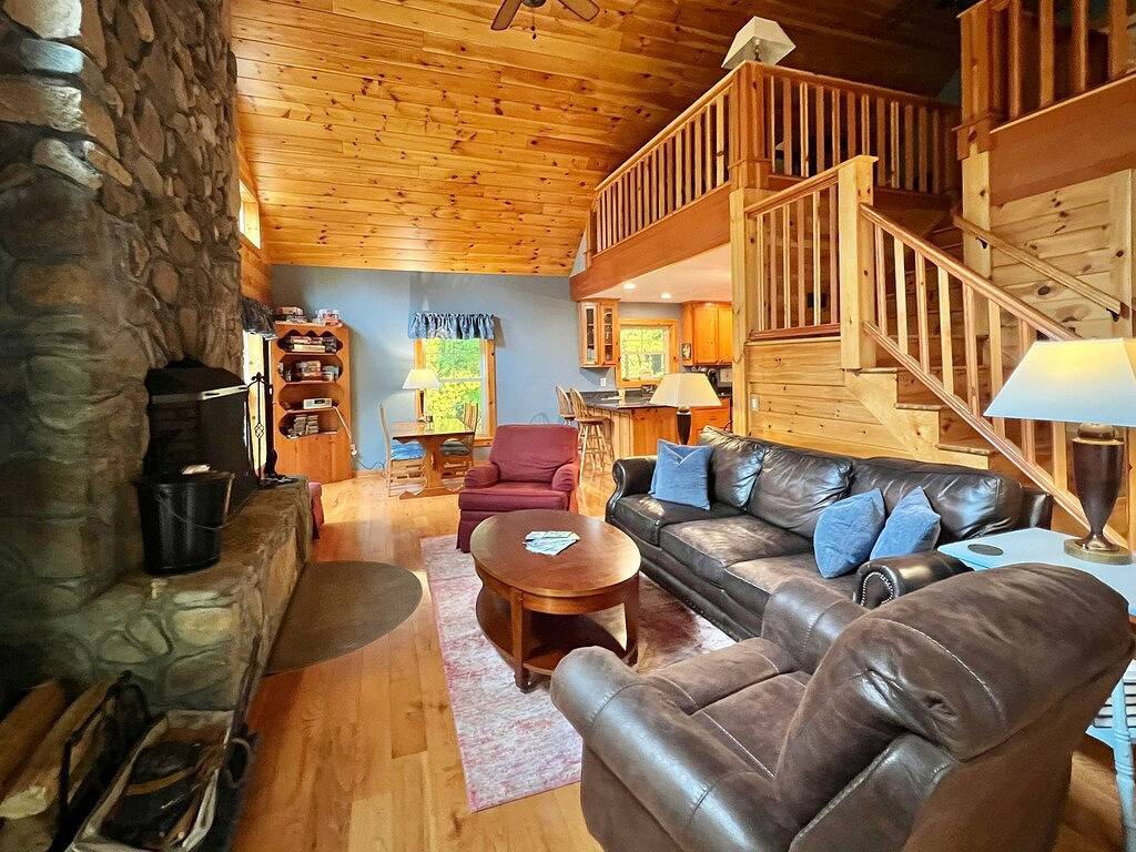 Charmante Country Lodge mit modernen Annehmlichkeiten in Newbury (NH), Lake Sunapee