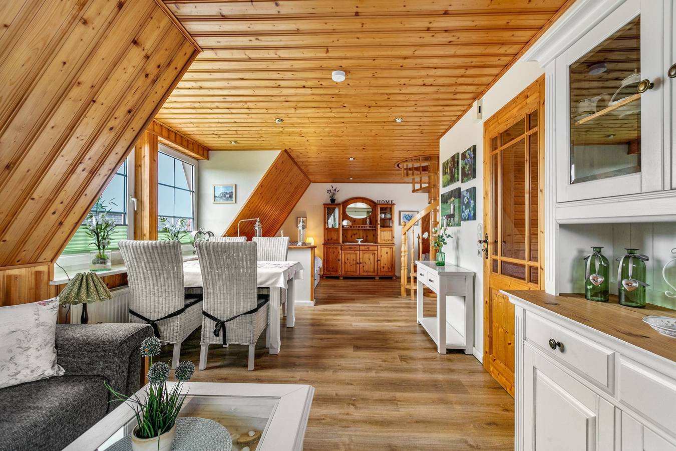 Ganze Wohnung, Ferienwohnung 'Haus Am Delfen' mit Gemeinschaftsterrasse, Garten und Wi-Fi in Meldorf, Nordseeküste