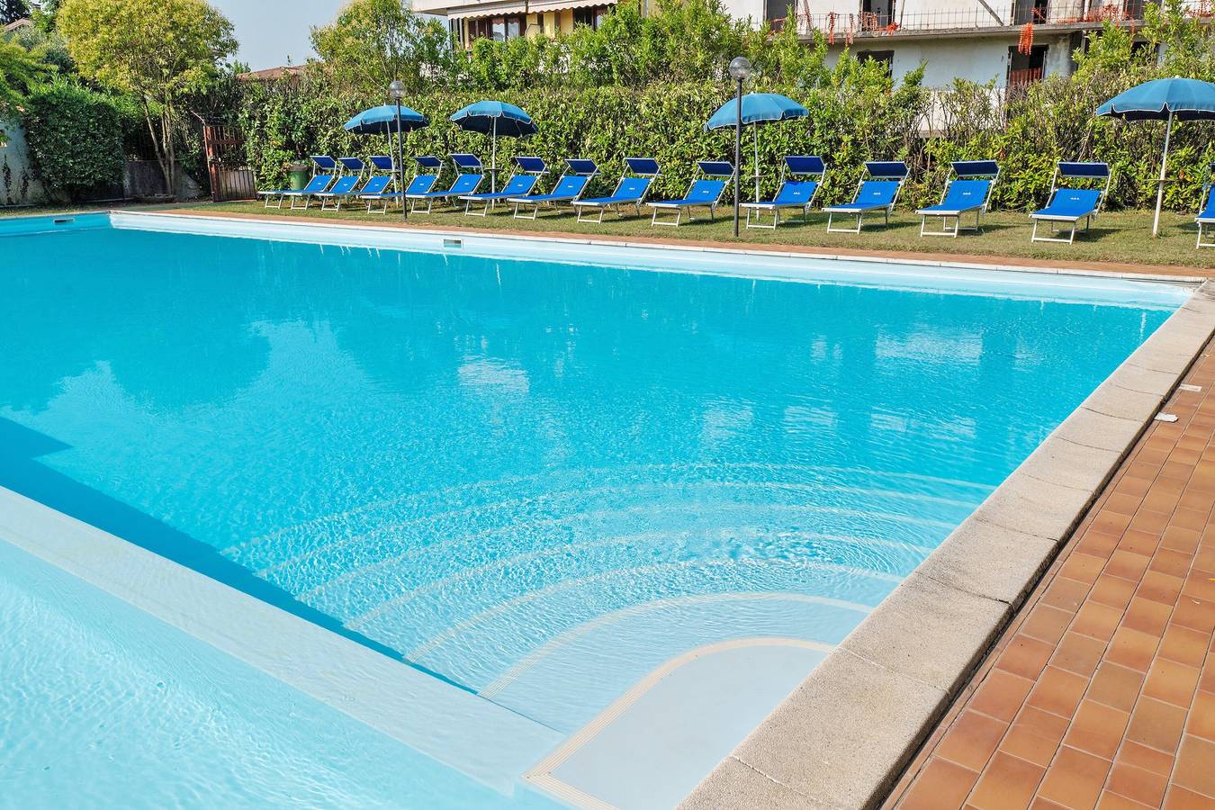 Ganze Wohnung, Apartment „La Dolce Vacanza“ mit privater Terrasse, Wlan und Klimaanlage in Rivoltella del Garda, Desenzano del Garda
