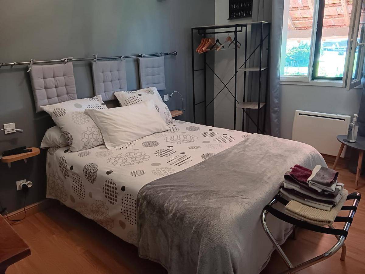 Double Room in Cercy-la-Tour, Nièvre