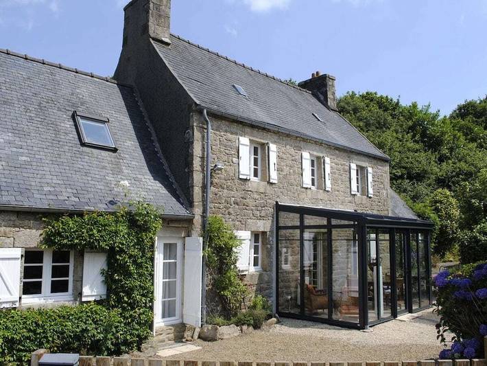 Location de vacances pour 7 personnes à Plounérin
