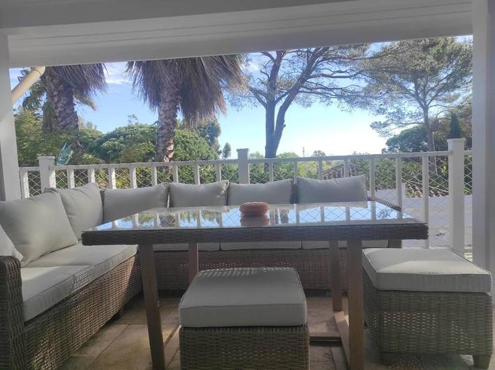 Chalet pour 8 personnes, avec vue et jardin ainsi que terrasse et piscine à Gassin - 3