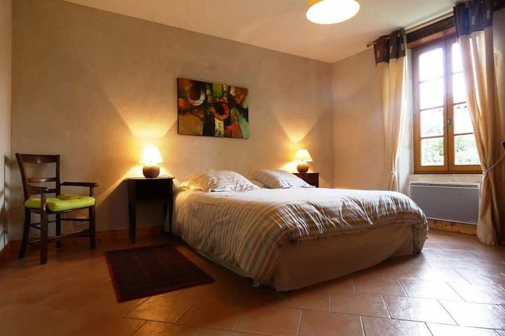 Location de vacances pour 5 personnes, avec piscine et jardin à Pissos - 2