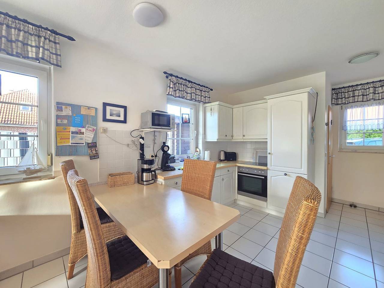 Ferienhaus Ehlers – Komfortable Unterkunft mit Garten und Terrasse Neßmersiel in Neßmersiel, Dornum