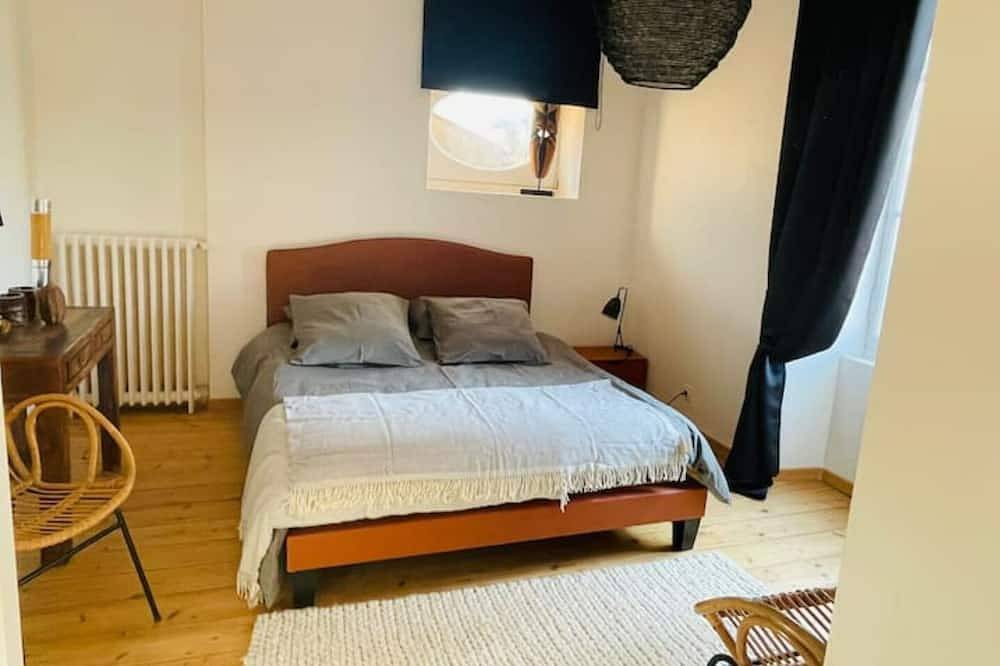 Charming house of 280m2 with heated swimming pool ... in Luçon, Fontenay-le-Comte