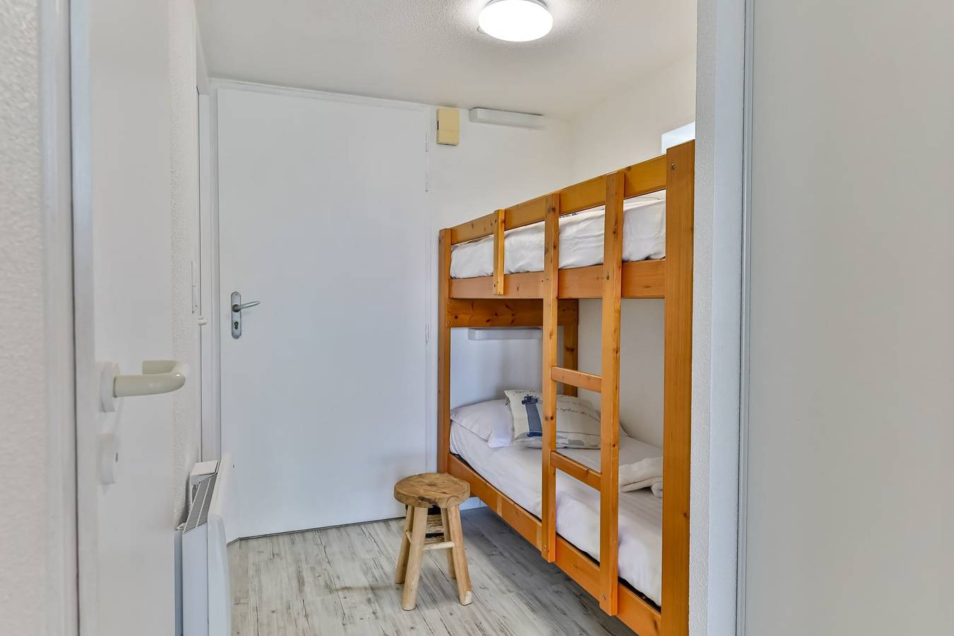 Entire apartment, Un balcon à la mer - Vue & accès mer  in Bretignolles-sur-Mer, Loire Valley