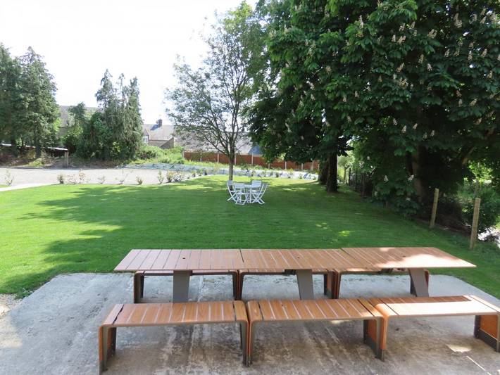 Gîte pour 10 personnes, avec terrasse et jardin, animaux acceptés à Pontorson - 3