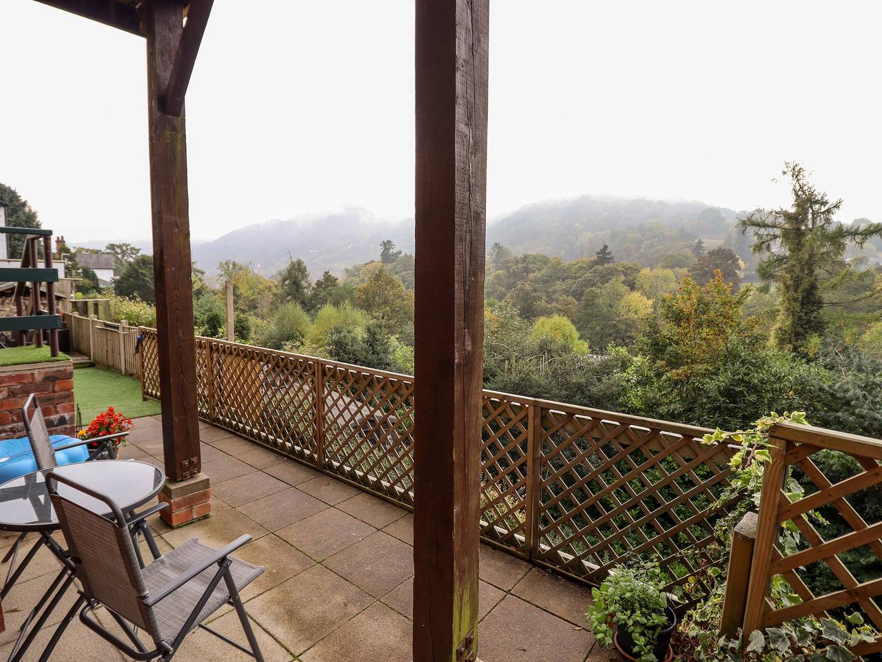 Westoe Hideaway in Llangollen, Denbighshire