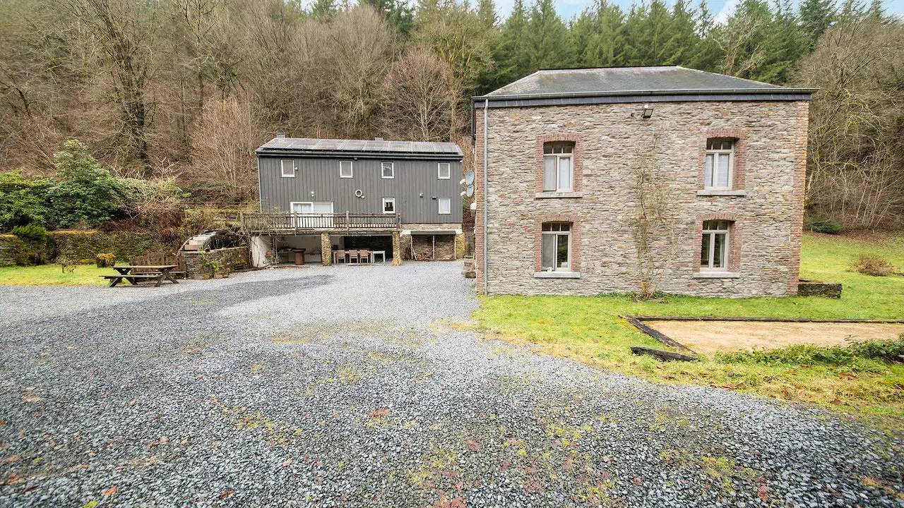Ferienhaus für 14 Personen (270 m²) in Vresse-Sur-Semois in Vresse-sur-Semois, Region Namur