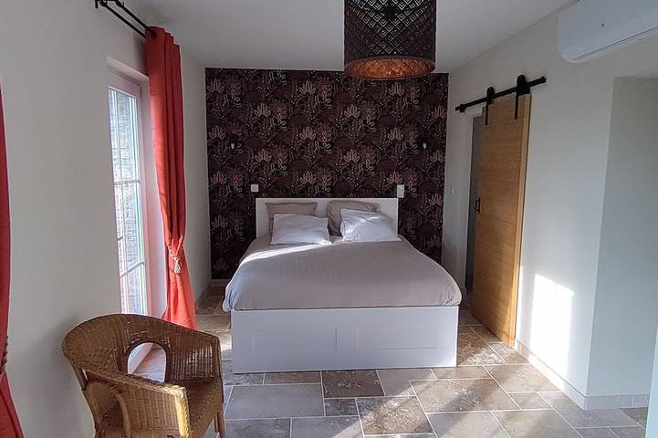 Location de vacances pour 4 personnes, avec piscine et jardin à Faucon - 3