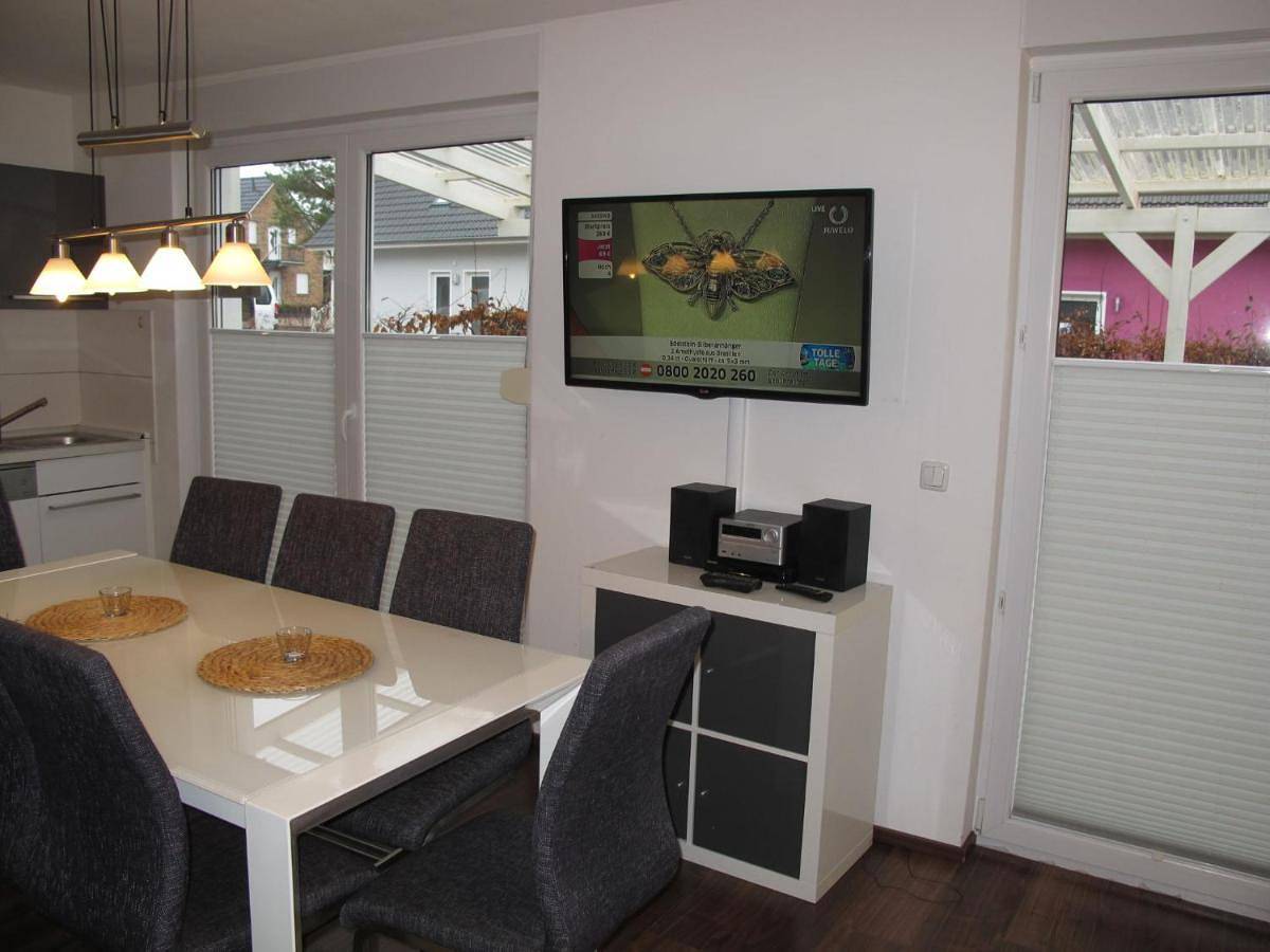 Holiday Home Müritz Ferienpark Röbel-18 by Interhome in Röbel, Müritz