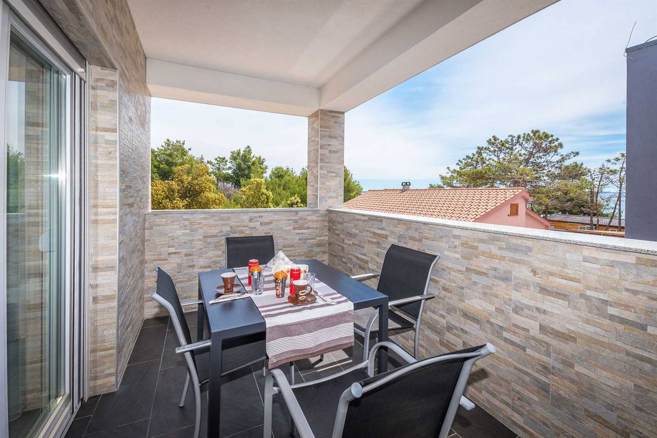 Appartement entier, Modern apartment for 4-6 persons | partial sea view in Vir