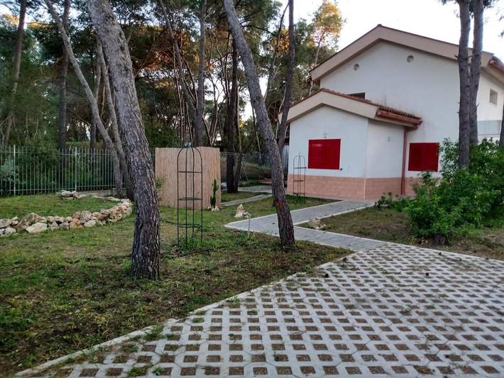 Location de vacances pour 6 personnes, avec jardin dans Castellaneta Marina - 2