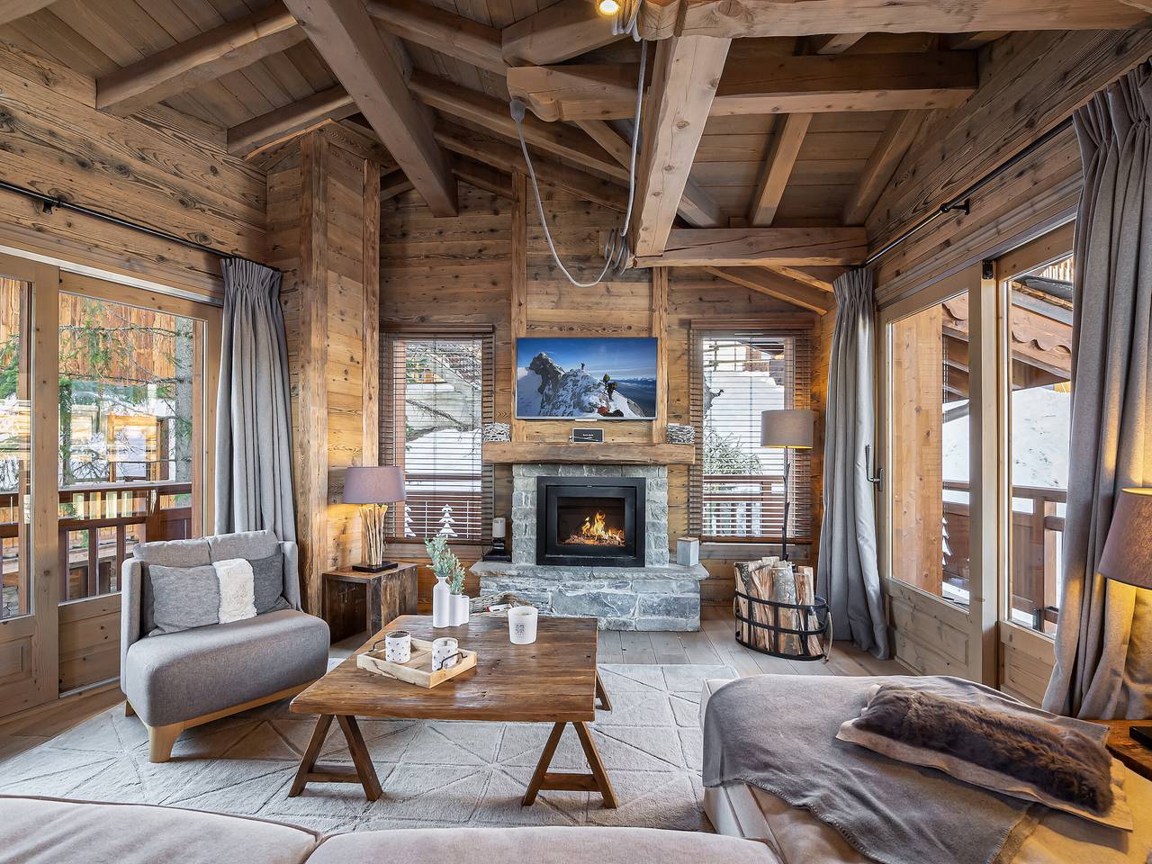 Ganze Wohnung, Charmantes Chalet für 10 Personen mit Sauna, Jacuzzi und Ski Raum in Courchevel 1550 in Saint-Bon-Tarentaise, Les Trois Vallées