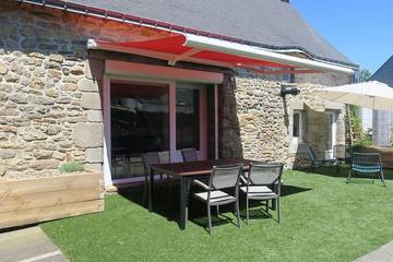 Gîte pour 4 personnes, avec jardin à Ploeren