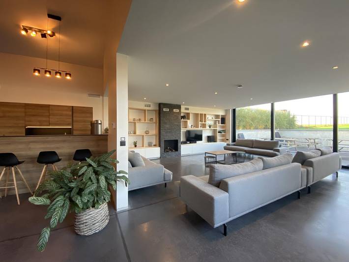 Villa pour 24 personnes, avec Jacuzzi et Terrasse ainsi que Jardin et Sauna à Horebeke