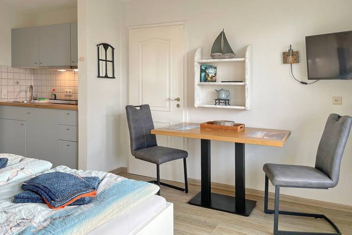 Ferienwohnung für 4 Personen, mit Ausblick und Sauna sowie Balkon in Wittdün