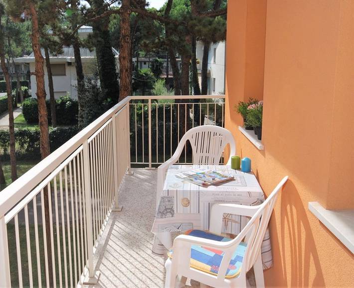 Ferienwohnung für 5 Personen, mit Balkon/Terrasse in Lignano Pineta