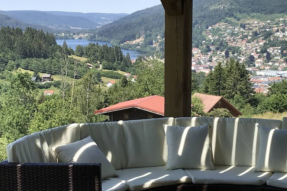 Appartement entier, Location saisonnière appartement indépendant dans chalet vue lac et Gerardmer in Gérardmer, Parc naturel régional des Ballons des Vosges